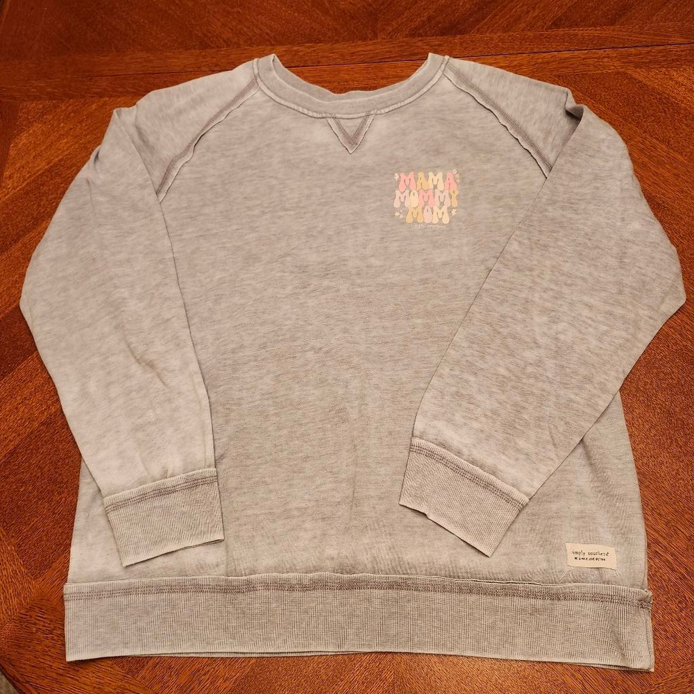 Women's Simply Southern Gray Mama Mommy Mom Sweatshirt L A2
